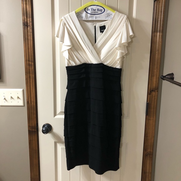 Melrise dress - Picture 1 of 3